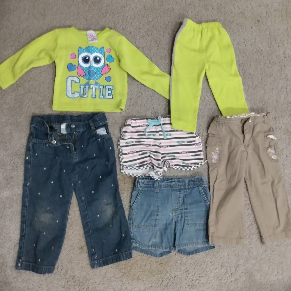 4. Lot of 2T clothing - 6 Items